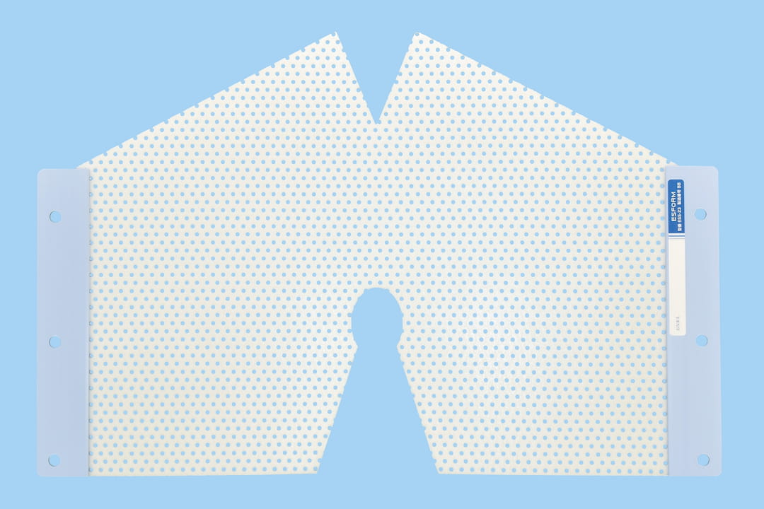 頭部用（大）枠付