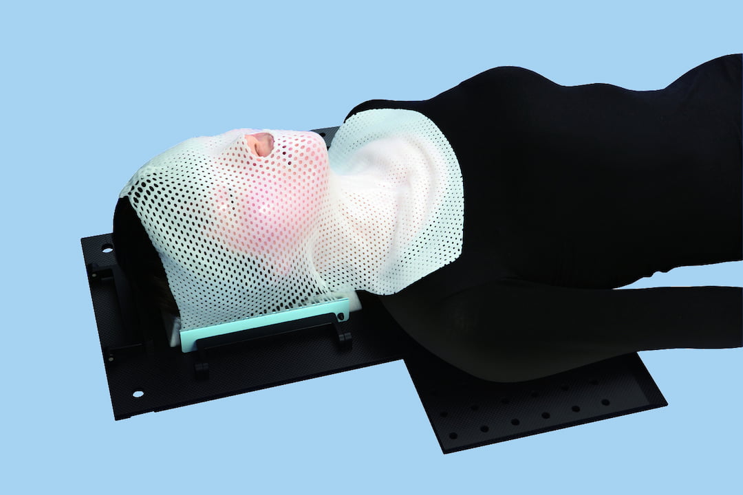 頭頸部用　枠付