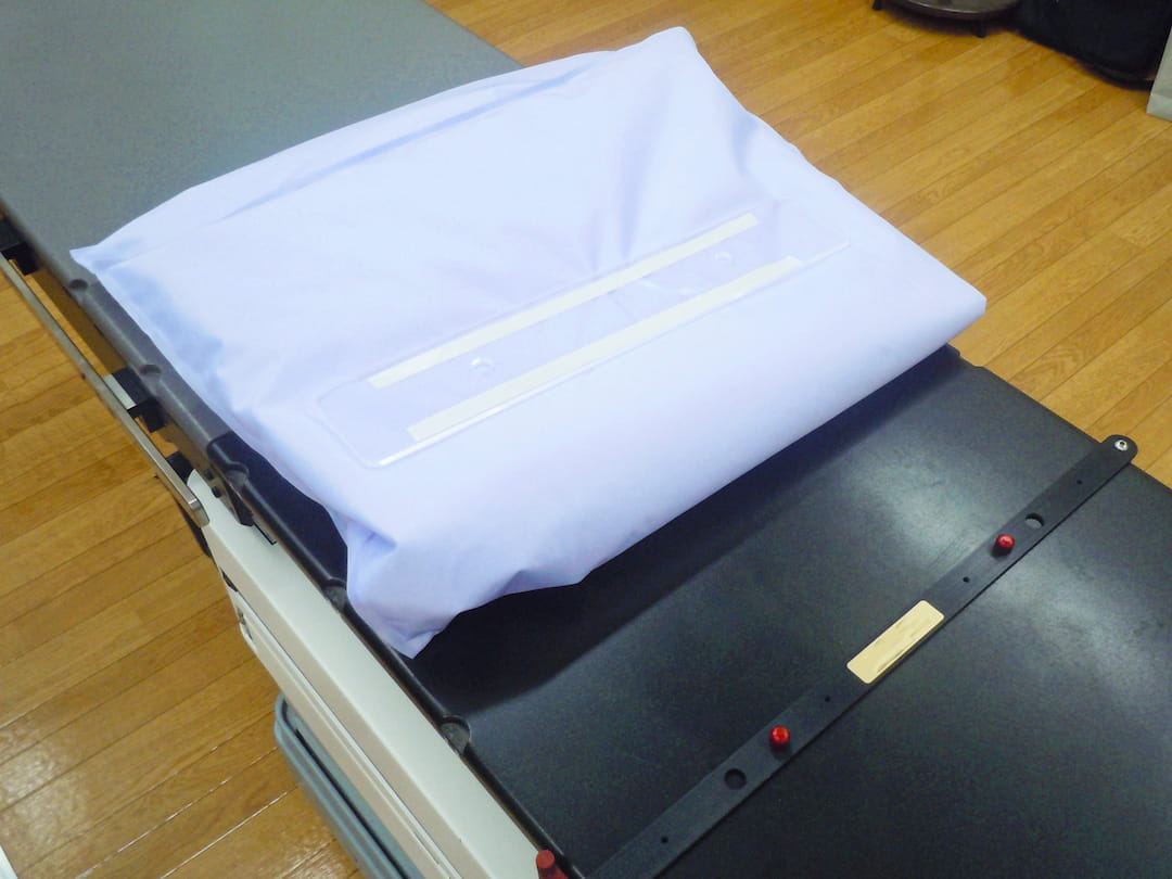 取付プレート(吸引式固定バッグ用)